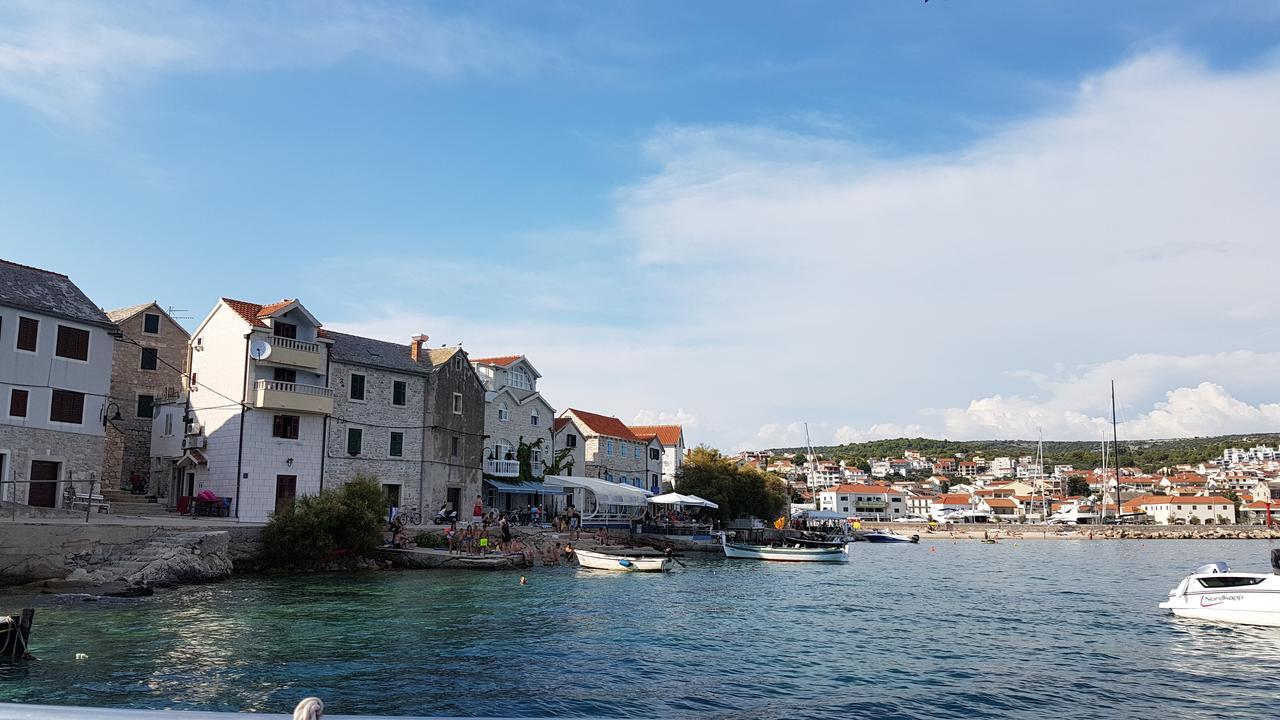 Apartmani Toni Poce Primošten Exteriér fotografie