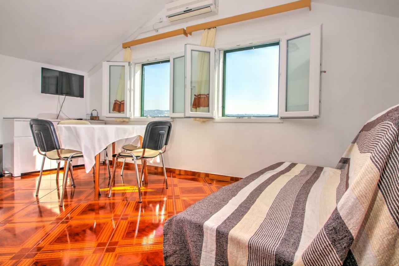 Apartmani Toni Poce Primošten Exteriér fotografie